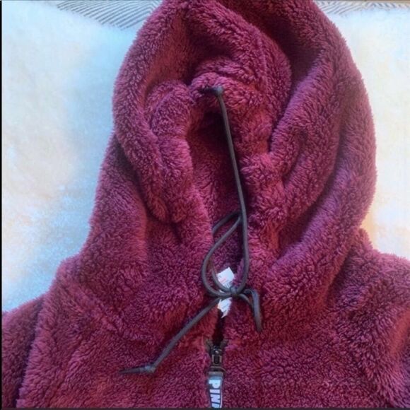 VS Pink Print Sweater - Picture 2 of 7